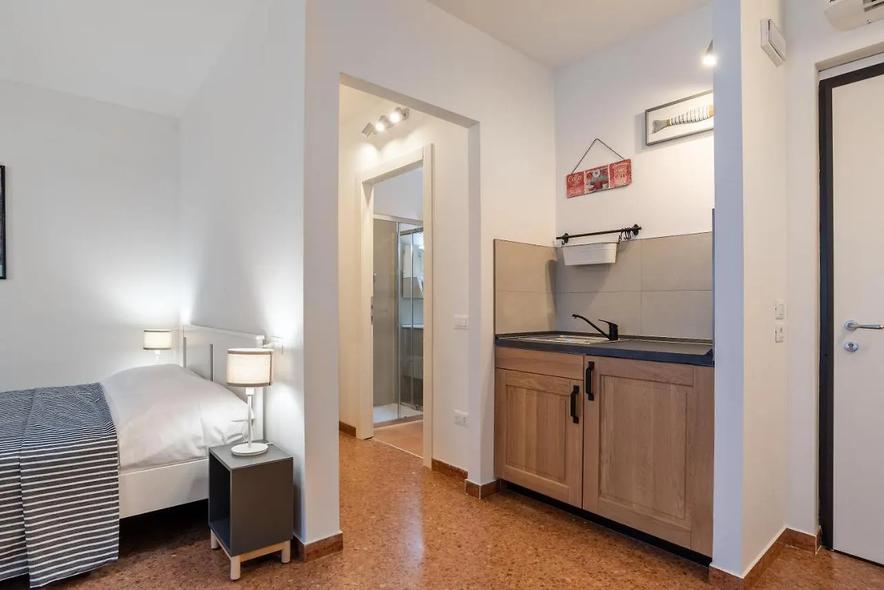 Marinali Rooms Bassano del Grappa 0*,  Italien